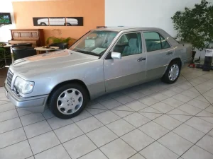 Mercedes-Benz Baureihe 124 - Bild 9