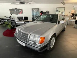 Mercedes-Benz Baureihe 124 - Bild 15