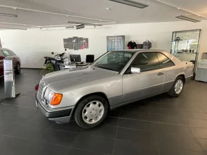 Mercedes-Benz Baureihe 124 - Bild 16