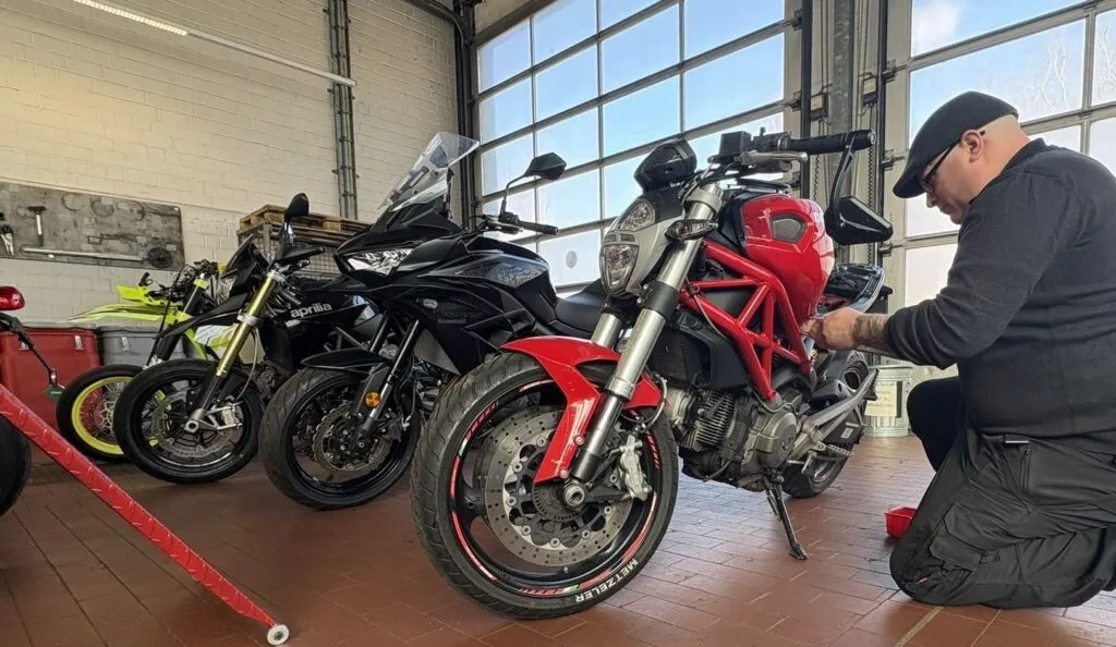 Motorrad-Service