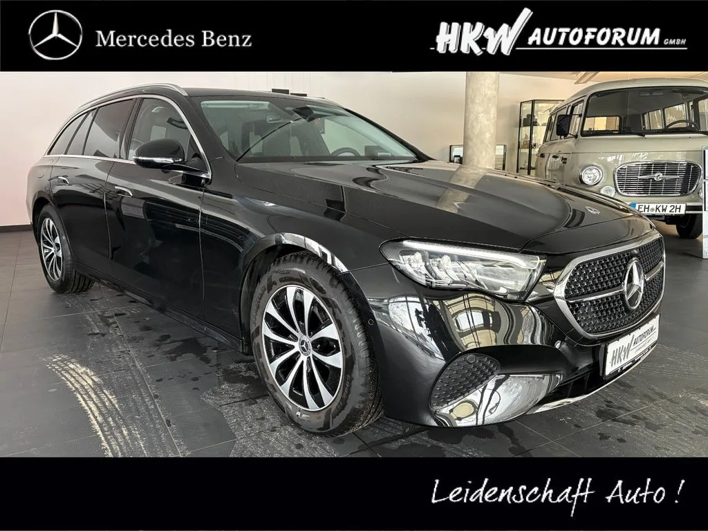 MERCEDES-BENZ E 200 T Autom./AHK/MBUX/LED/Distr.